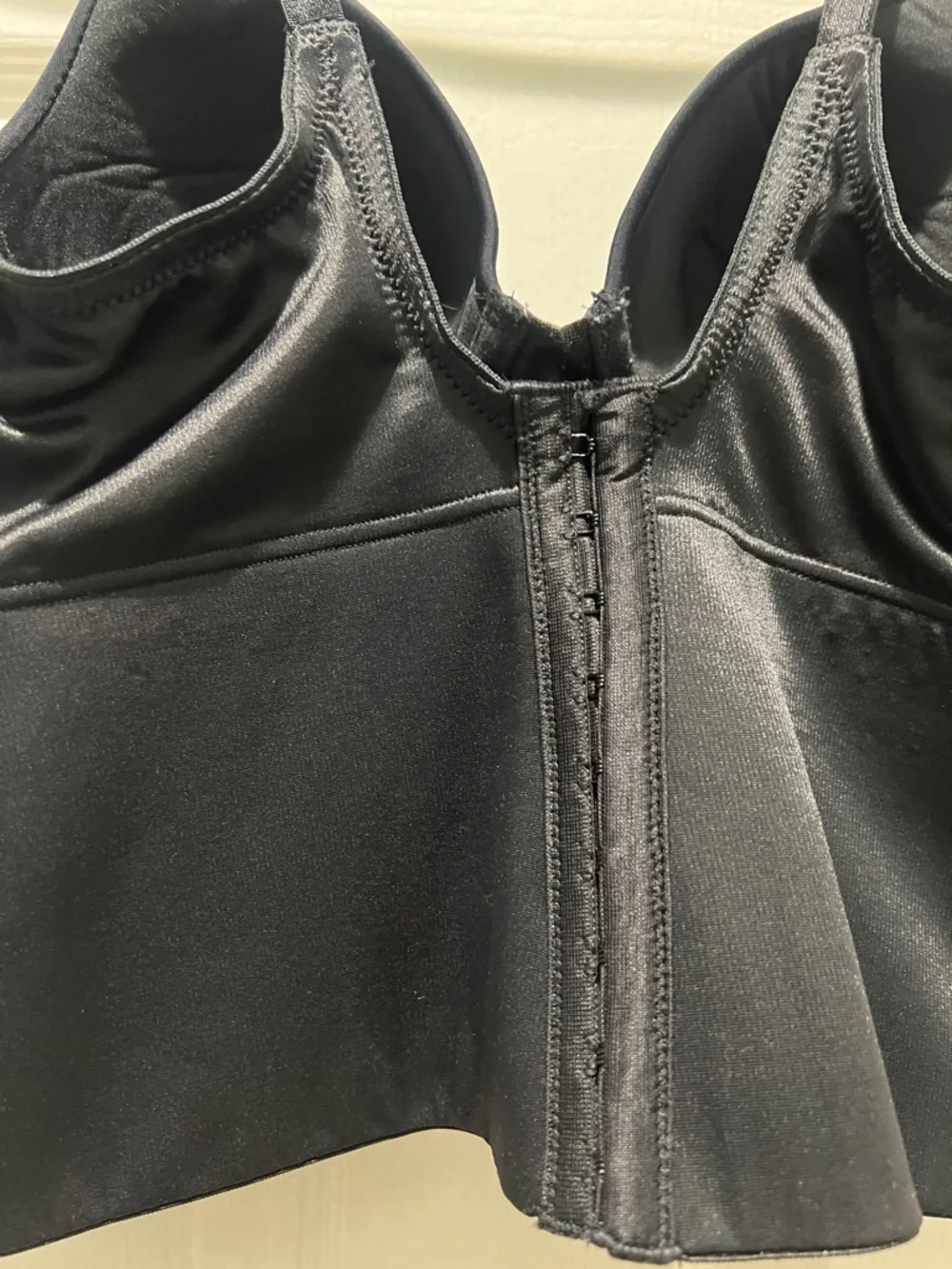 Flexees Black Shapewear Bra with Support Band - Picture 3 of 4